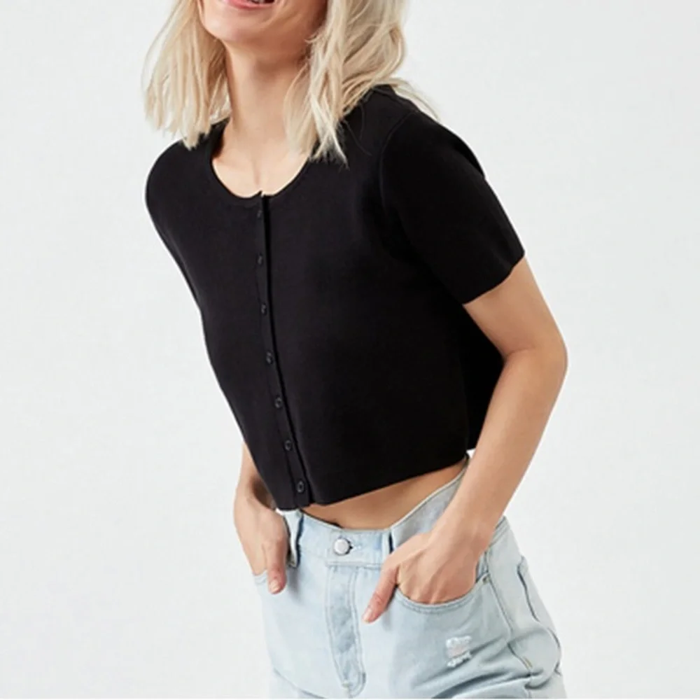 Kendall & Kylie Short Sleeve Cardigan Sweater Top - Picture 9 of 9